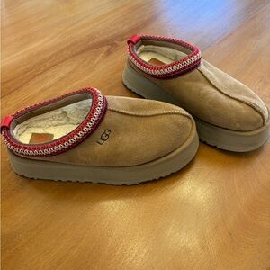 UGG Brown Suede Slippers with Red Accents